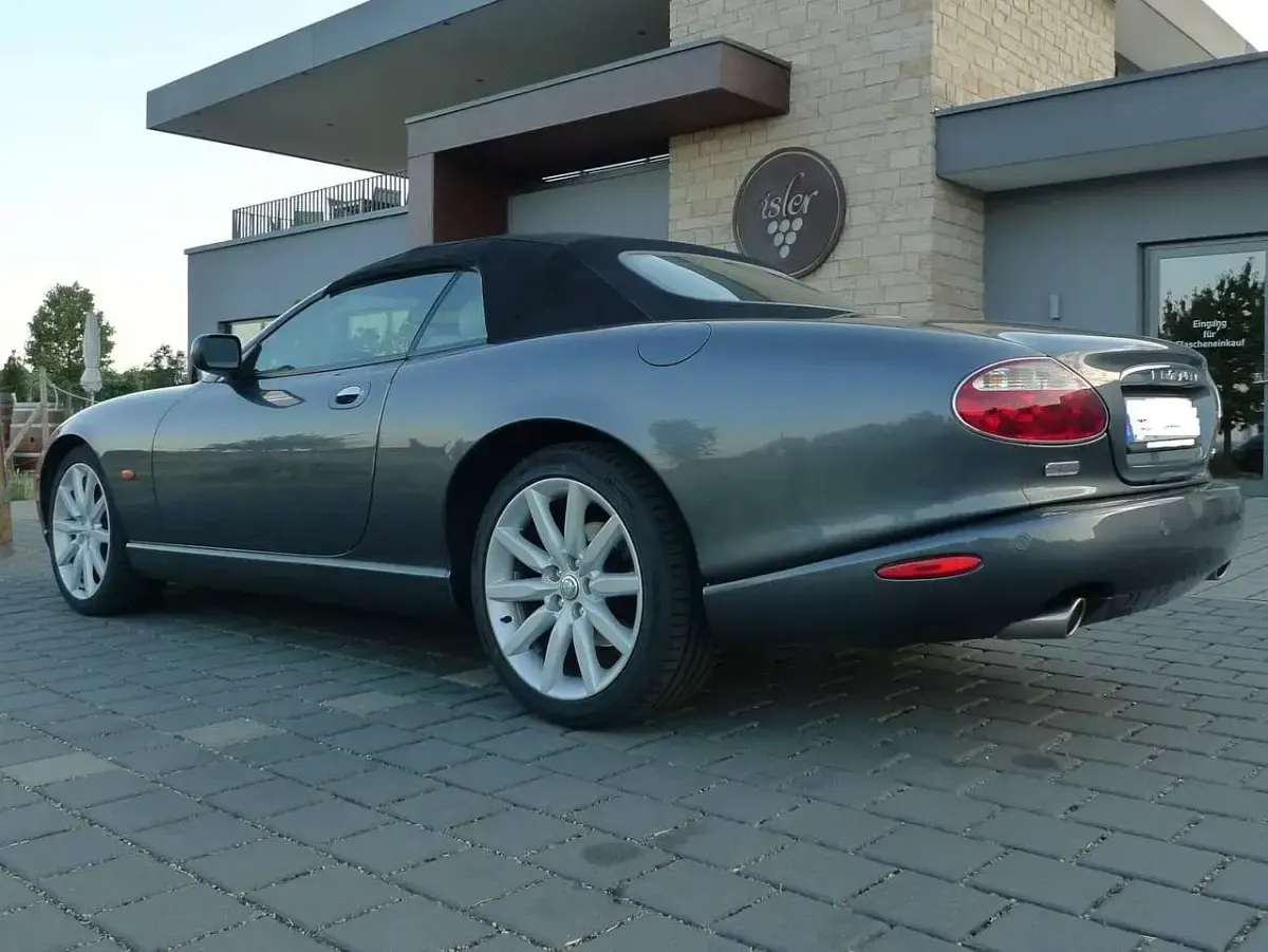 Gebraucht Jaguar XK8 298 PS (219 kW) 2006 Grau Cabrio