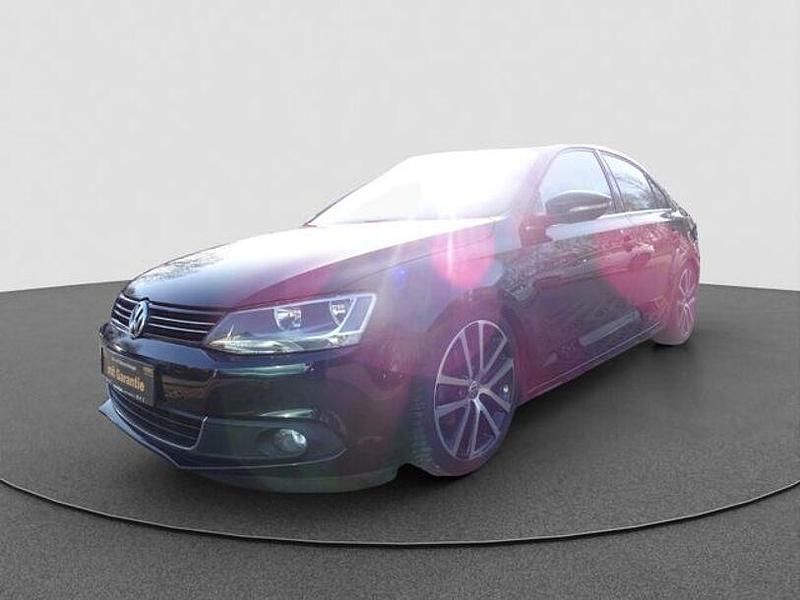 Gebraucht VW Jetta Highline 122 PS (89 kW) 2013 Schwarz Limousine
