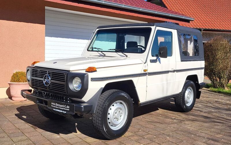 Weiß Gebraucht 1983 Mercedes G300 SUV | 59.995 € - Bild 1/4