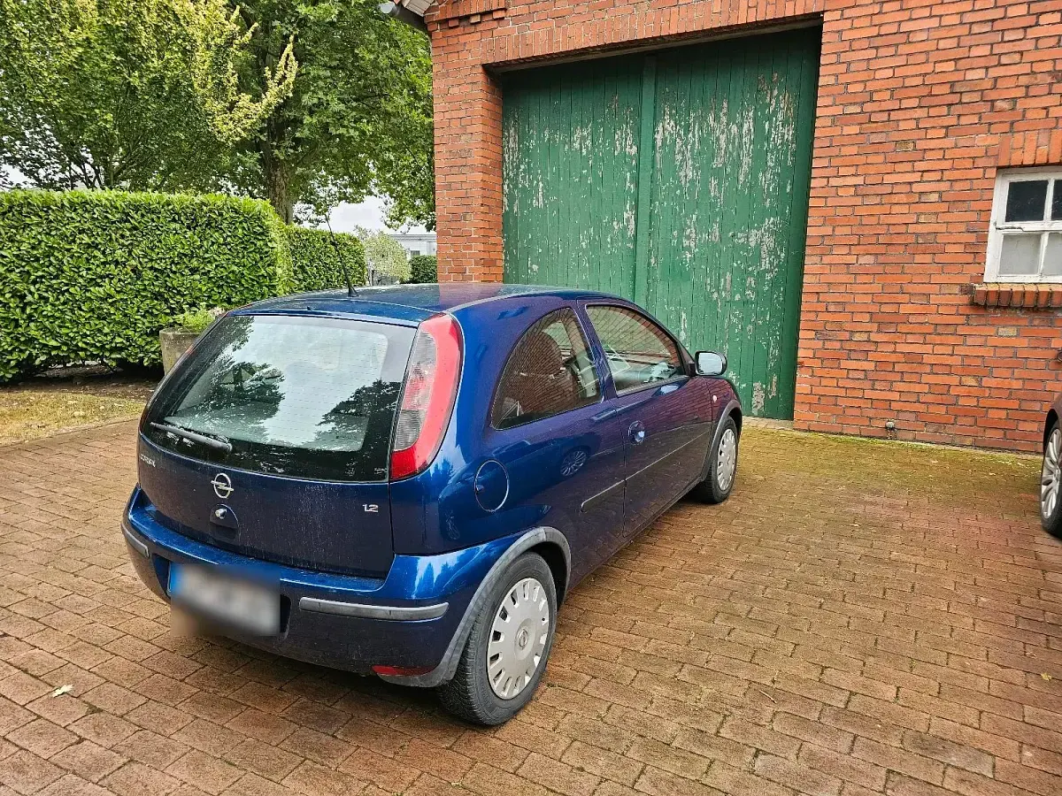 Gebraucht Opel Corsa 75 PS (55 kW) 2004 Blau Kleinwagen