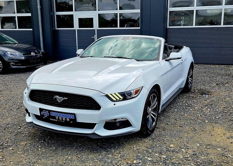 Weiß Gebraucht 2017 Ford Mustang Sport Cabrio | 25.100 € (Fairer Preis) - Bild 1/4