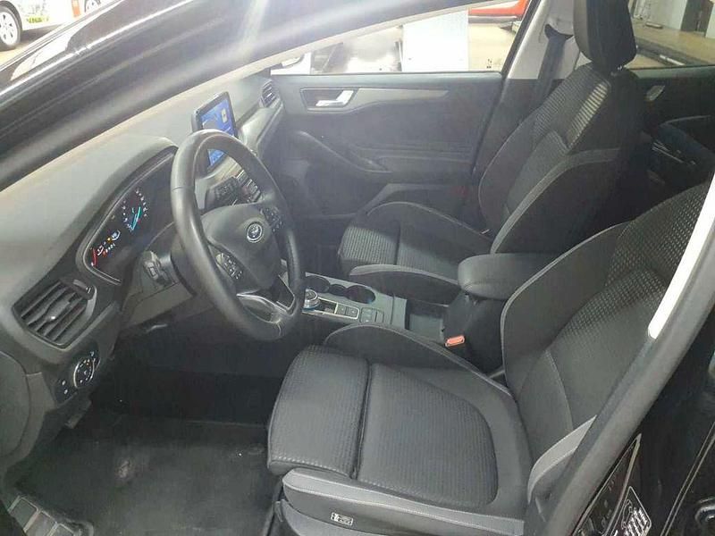 Gebraucht Ford Focus Cool & Connect 120 PS (88 kW) 2023 Agate black metallic Limousine