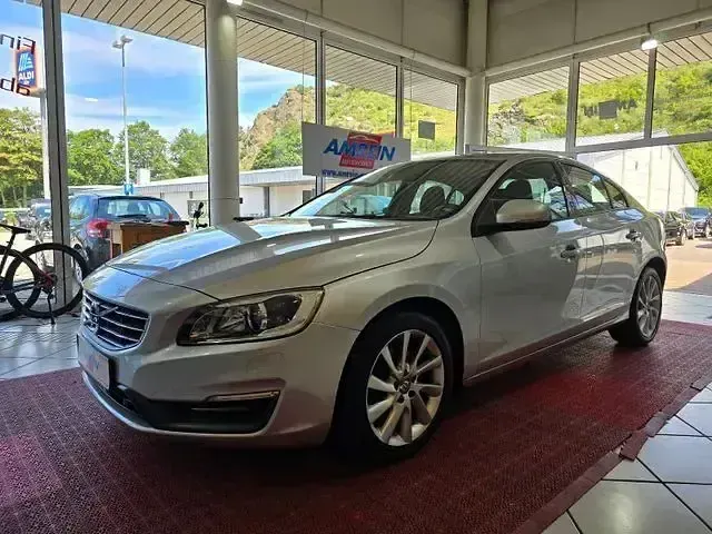Gebraucht Volvo S60 Business Edition 136 PS (100 kW) 2015 Silber Limousine
