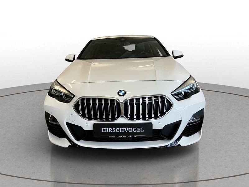 Gebraucht BMW 218 M Sport 140 PS (102 kW) 2020 Weiß weiss Coupé