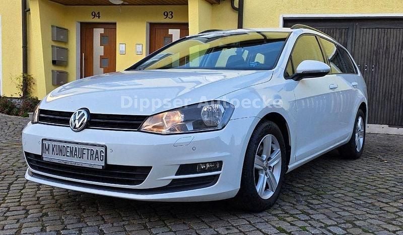 Weiß Gebraucht 2014 VW Golf VII Comfortline Kombi | 6.990 € (Guter Preis) - Bild 1/4