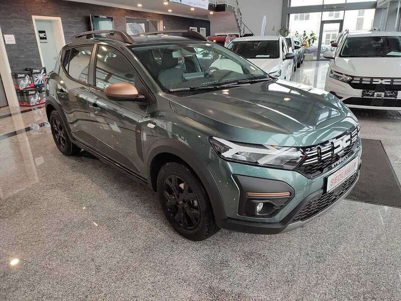 Zedergrün Neu 2024 Dacia Sandero Extreme Kleinwagen | 19.460 € (Fairer Preis) - Bild 1/4