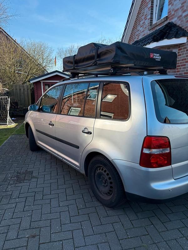 Gebraucht VW Touran 105 PS (77 kW) 2004 Silber Van / Kleinbus