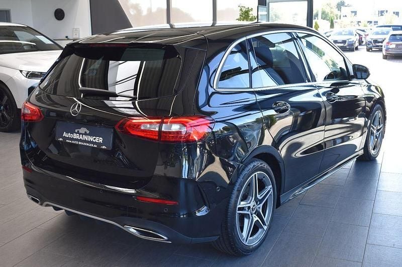 Gebraucht Mercedes 200 AMG line 150 PS (110 kW) 2020 Schwarz Limousine