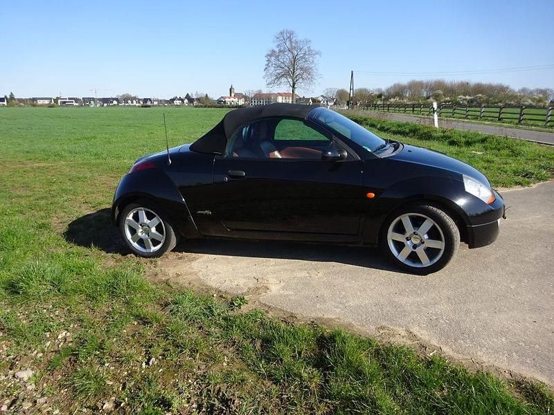 Gebraucht Ford StreetKa 95 PS (69 kW) 2003 Schwarz Cabrio