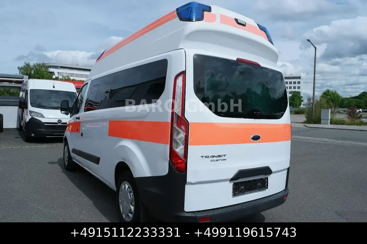 Gebraucht Ford Transit Custom 125 PS (91 kW) 2015 Weiß Van / Kleinbus