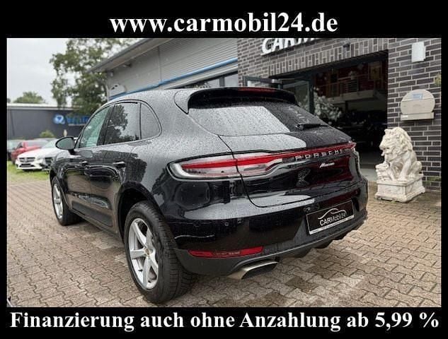 Gebraucht Porsche Macan Basis 245 PS (180 kW) 2019 Tiefschwarzmetallic (metallic) SUV
