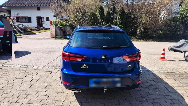 Second-hand Seat Leon ST 180 CP (132 kW) 2018 Albastru Break