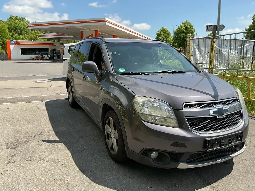 Gebraucht Chevrolet Orlando LT 163 PS (119 kW) 2012 Grau Van / Kleinbus