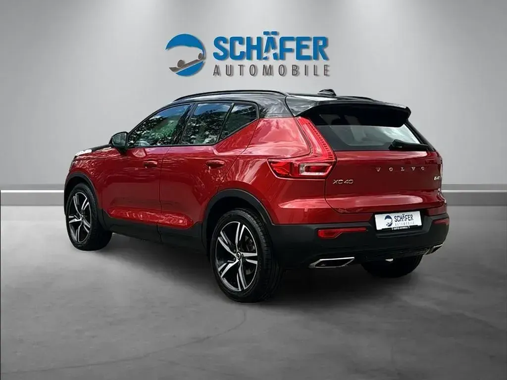 Gebraucht Volvo XC40 R-Design 190 PS (139 kW) 2019 Fusion red metallic SUV