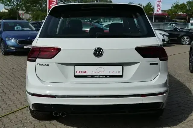Gebraucht VW Tiguan R-line 220 PS (161 kW) 2020 Weiß SUV