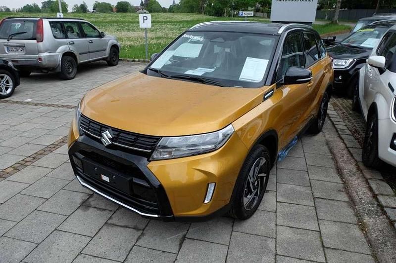 Neu Suzuki Vitara Comfort+ 129 PS (94 kW) 2026 Solar yellow/cosmic black pear SUV