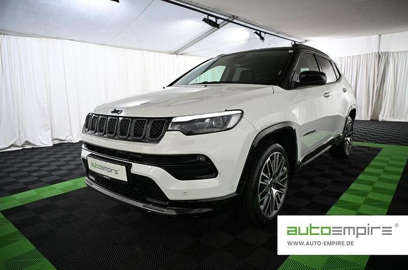 Alpine white Gebraucht 2025 Jeep Compass Summit SUV | 24.990 € (Superpreis) - Bild 1/3
