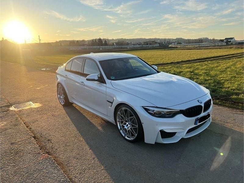 Weiß Gebraucht 2018 BMW M3 Sport Line Limousine | 63.000 € (Fairer Preis) - Bild 1/4
