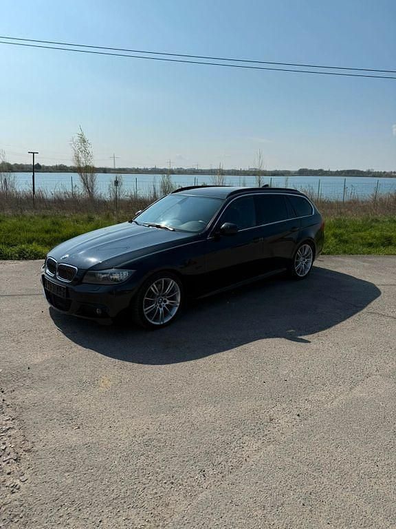 Second-hand BMW 325 Performance 204 CP (150 kW) 2011 Negru Break