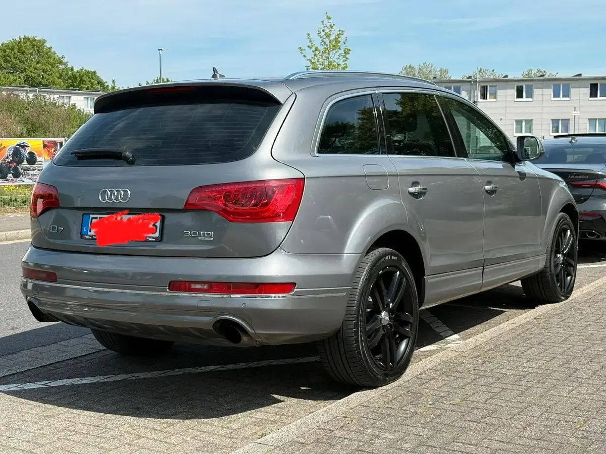 Gebraucht Audi Q7 250 PS (183 kW) 2012 Grau SUV