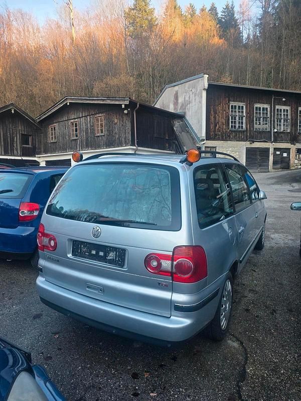 Gebraucht VW Sharan 115 PS (84 kW) 2004 Silber Van / Kleinbus