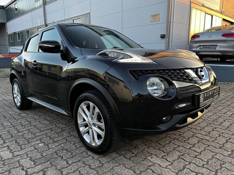 Schwarz Gebraucht 2016 Nissan Juke N-Connecta SUV | 12.490 € (Fairer Preis) - Bild 1/4