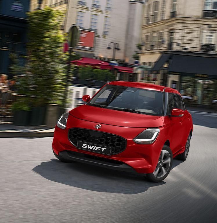 Neu Suzuki Swift Comfort+ 83 PS (61 kW) 2025 Rot Kleinwagen