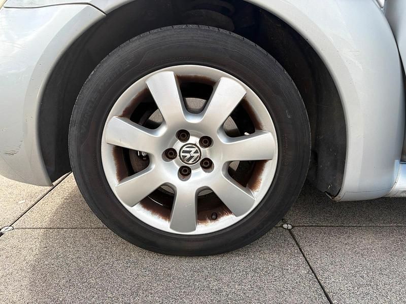 Gebraucht VW Beetle Style 75 PS (55 kW) 2003 Silber Kleinwagen