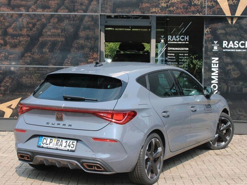 Gebraucht Cupra Leon 204 PS (150 kW) 2024 Graphengrau Limousine