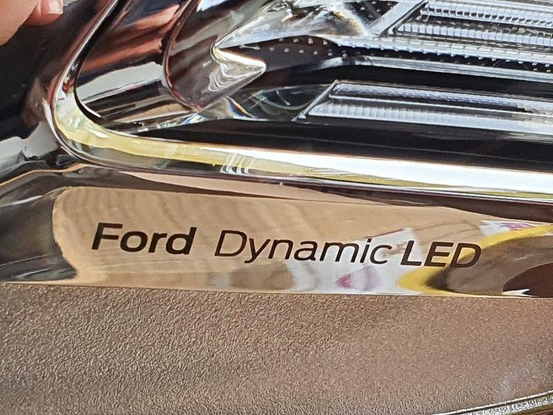 Gebraucht Ford Mondeo Trend 165 PS (121 kW) 2016 Rot Limousine