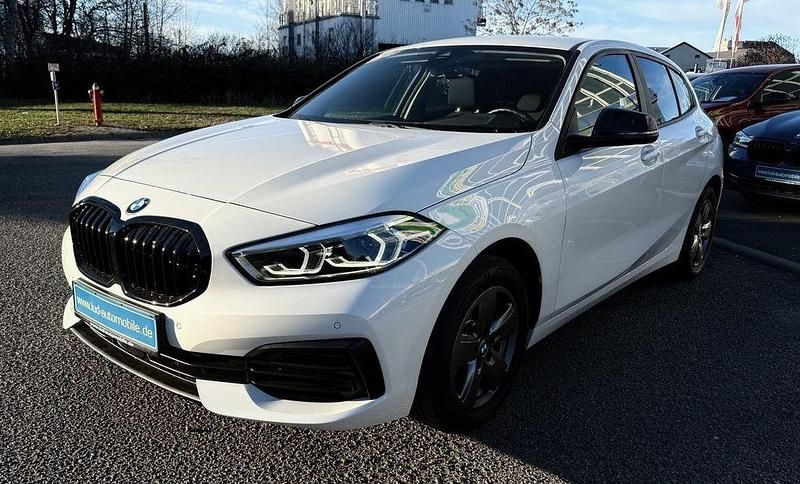 Gebraucht BMW 118 Advantage 136 PS (100 kW) 2022 Weiß Kleinwagen
