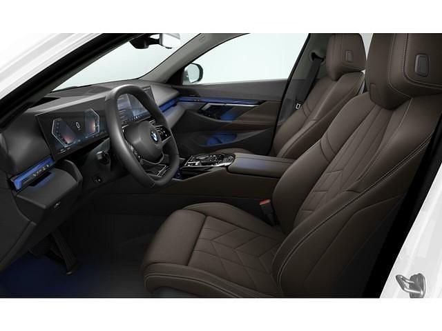 Neu BMW 520 197 PS (144 kW) 2026 Weiß Kombi