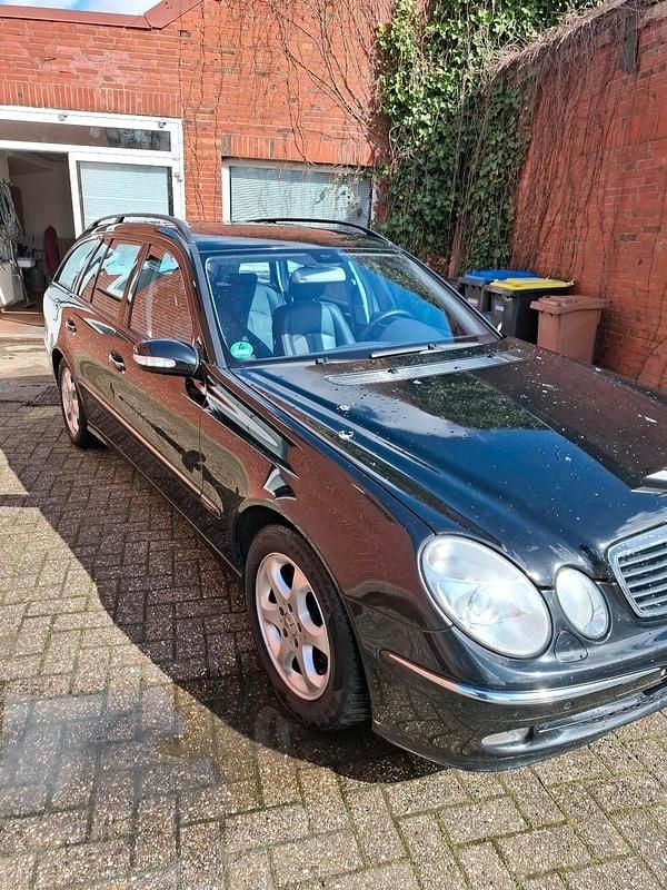 Gebraucht Mercedes E320 226 PS (166 kW) 2004 Schwarz Kombi