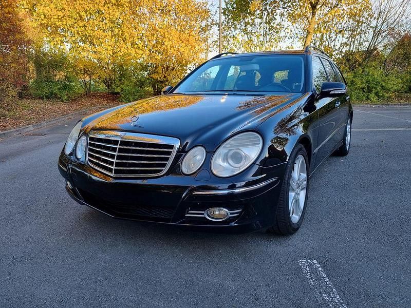 Schwarz Gebraucht 2007 Mercedes E200 Avantgarde Limousine | 3.500 € (Guter Preis) - Bild 1/4