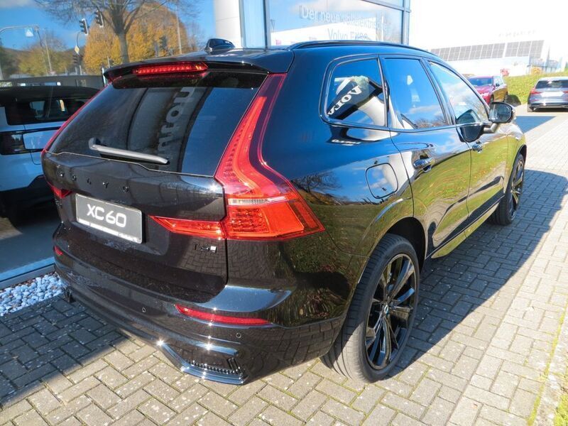 Gebraucht Volvo XC60 Plus 349 PS (256 kW) 2024 Schwarz SUV