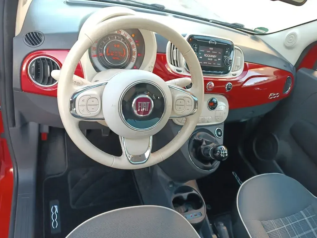 Gebraucht Fiat 500 Lounge 69 PS (50 kW) 2016 Rot Kleinwagen