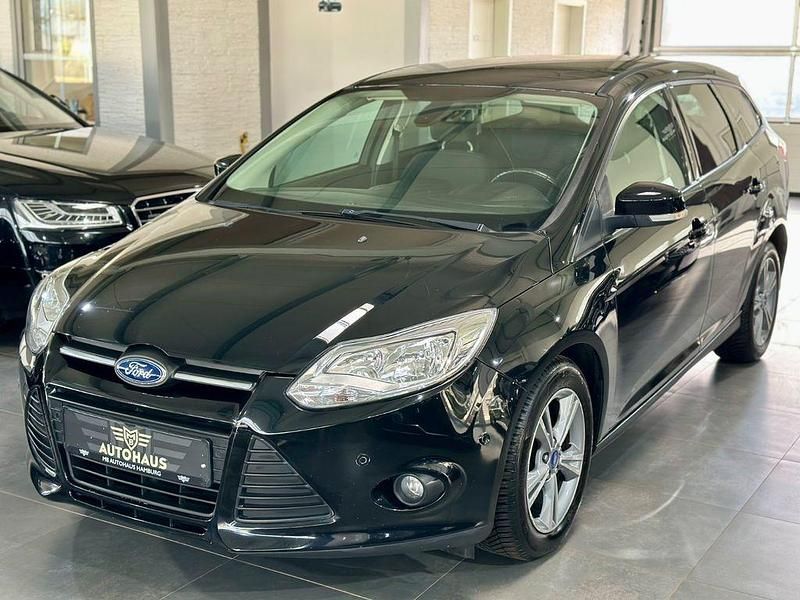 Gebraucht Ford Focus 116 PS (85 kW) 2013 Schwarz Limousine