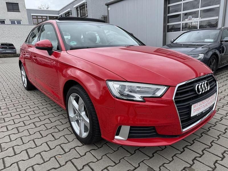 Gebraucht Audi A3 Sport 150 PS (110 kW) 2018 Tangorot Limousine