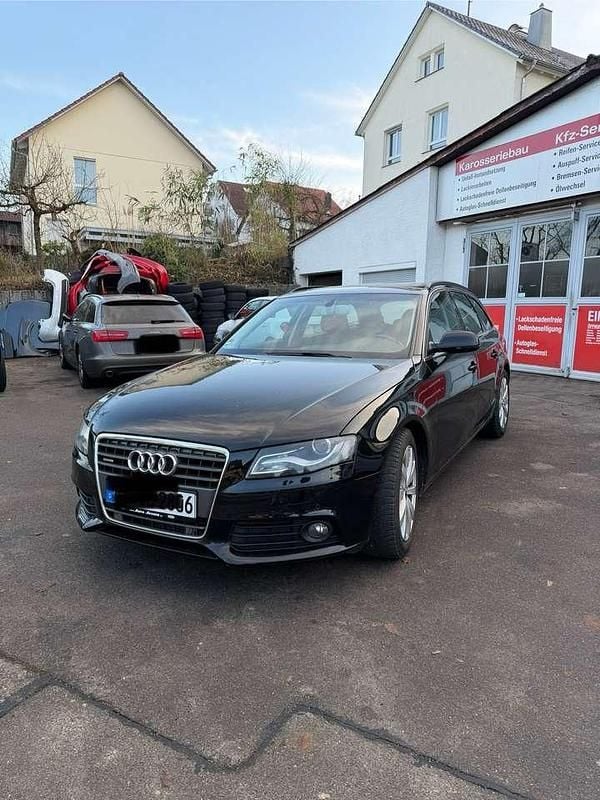 Schwarz Gebraucht 2010 Audi A4 Ambition Kombi | 4.700 € (Guter Preis) - Bild 1/4