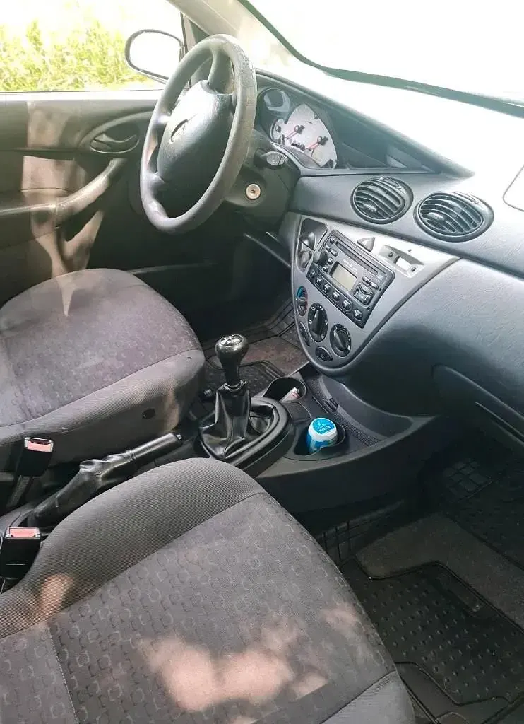 Gebraucht Ford Focus 115 PS (84 kW) 2004 Grau Kombi