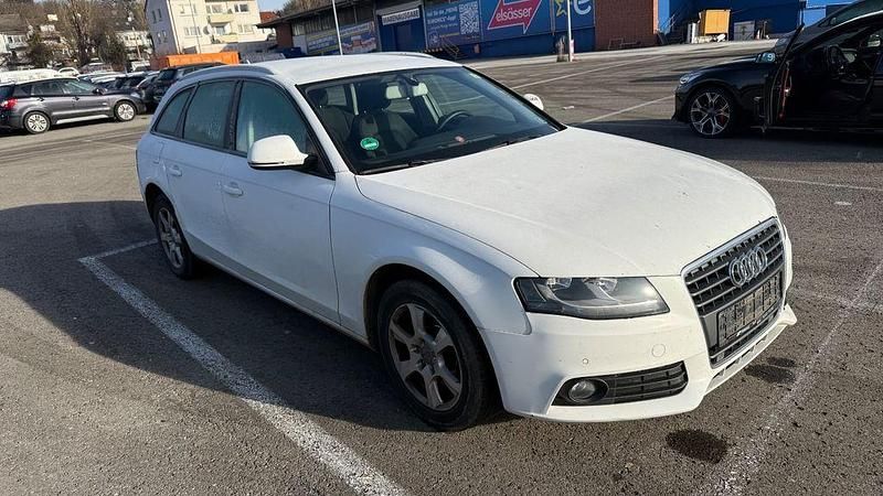 Gebraucht Audi A4 Attraction 143 PS (105 kW) 2008 Weiß Kombi