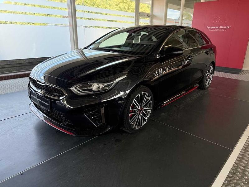 Schwarz Gebraucht 2021 Kia ProCeed Kleinwagen | 24.390 € (Fairer Preis) - Bild 1/4