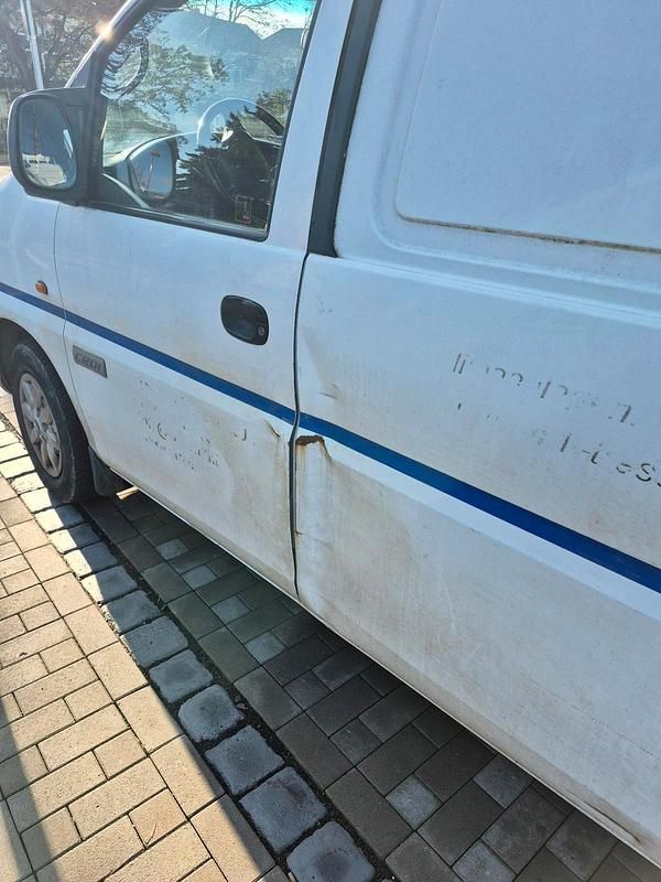 Gebraucht Hyundai H-1 140 PS (102 kW) 2008 Weiß Van / Kleinbus