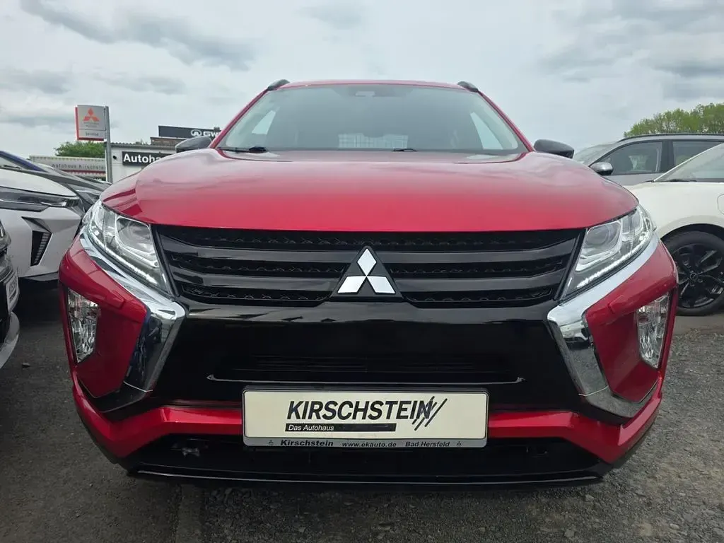 Używany Mitsubishi Eclipse Cross Active 148 KM (108 kW) 2019 Czerwony SUV