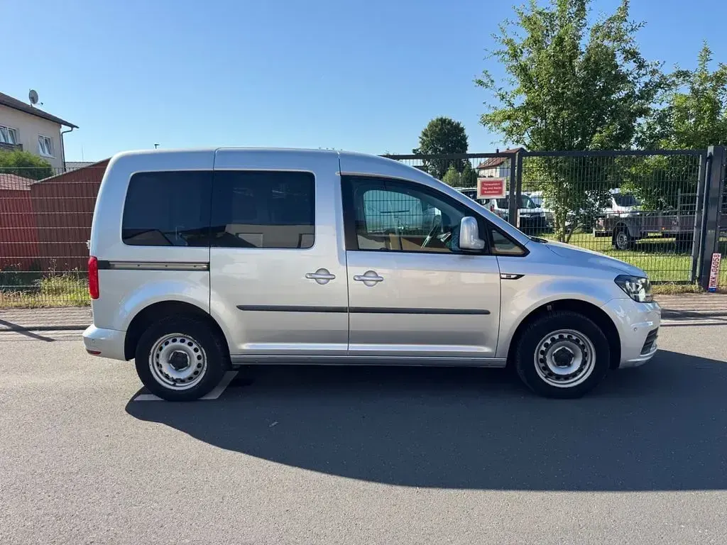 Gebraucht VW Caddy 110 PS (80 kW) 2019 Reflexsilber Van / Kleinbus