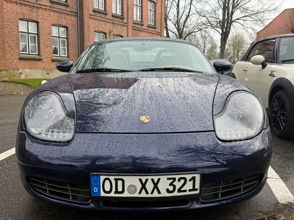 Second-hand Porsche 986 Boxster 252 CP (185 kW) 2000 Albastru Cabrio