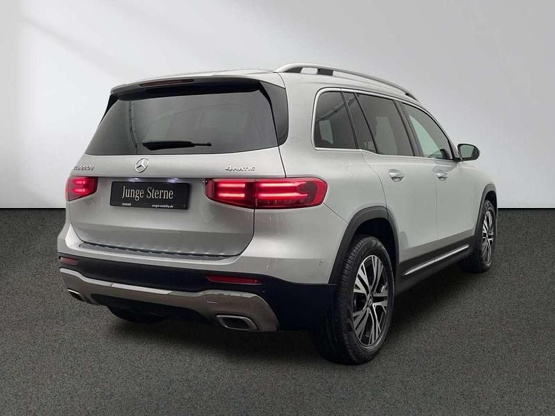 Gebraucht Mercedes GLB220 Progressive 190 PS (139 kW) 2024 Silber SUV