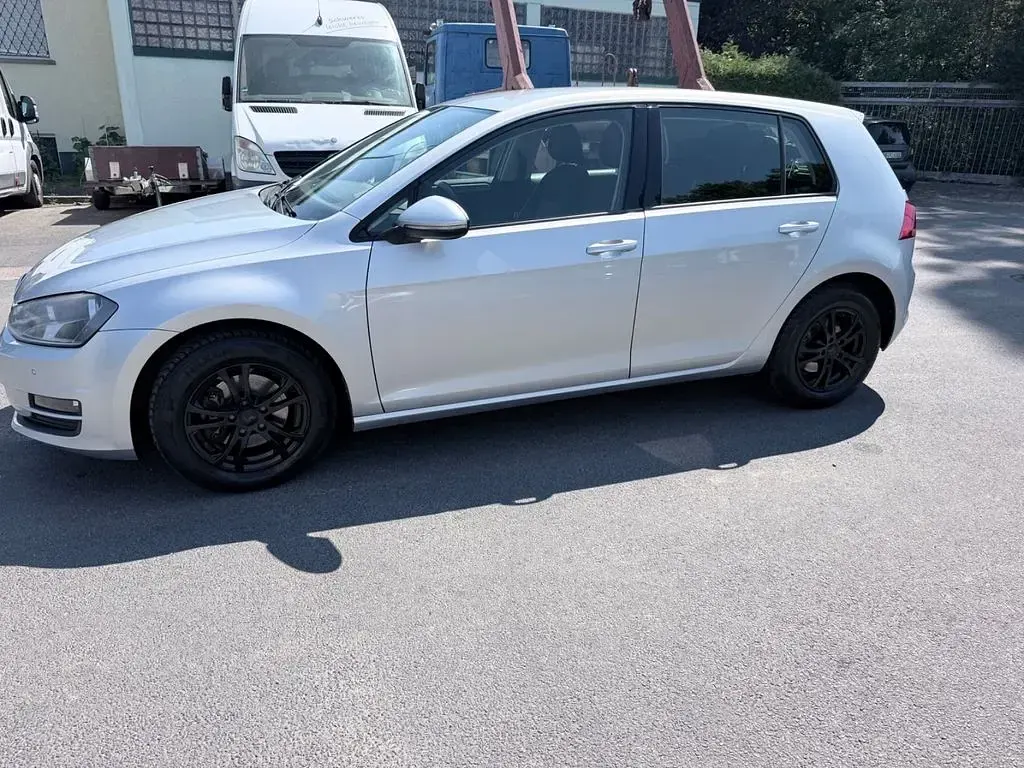 Gebraucht VW Golf VII Move 86 PS (63 kW) 2013 Limousine