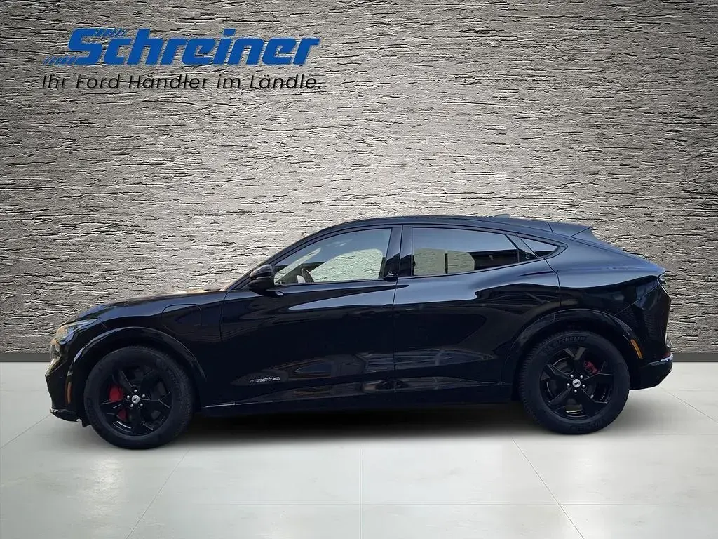 Gebraucht Ford Mustang Mach-E Basis 197 kW (269 PS) 2022 Schwarz SUV