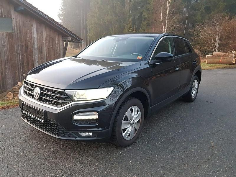 Schwarz Gebraucht 2018 VW T-Roc SUV | 14.990 € (Guter Preis) - Bild 1/4